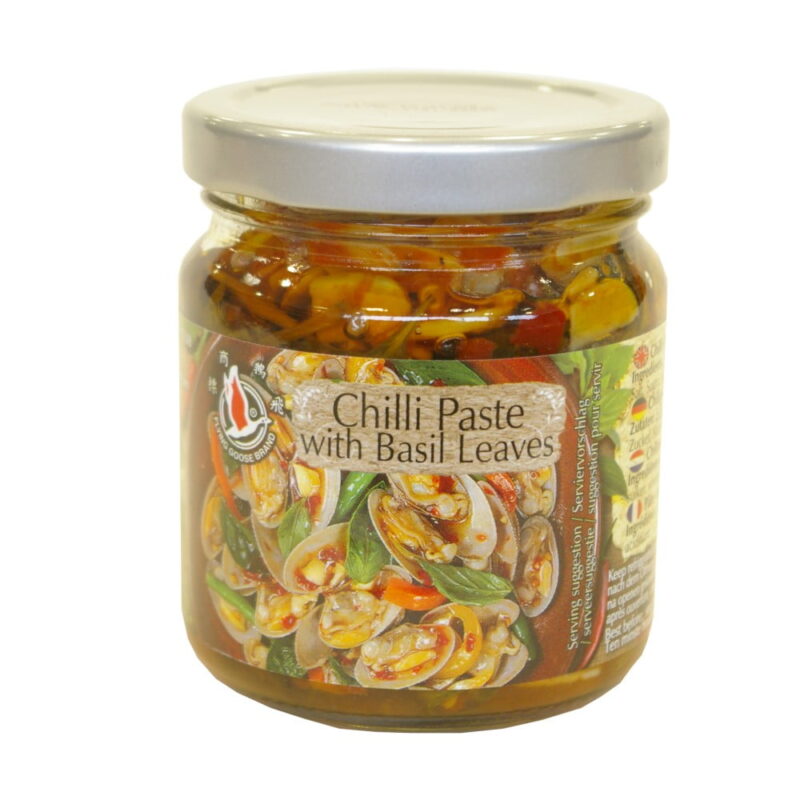 Pasta chili z liśćmi bazylii i czosnkiem 180g
