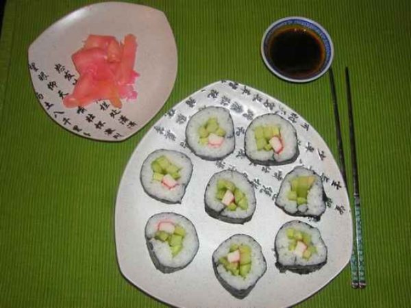 Maki sushi kalifornijskie (California roll)