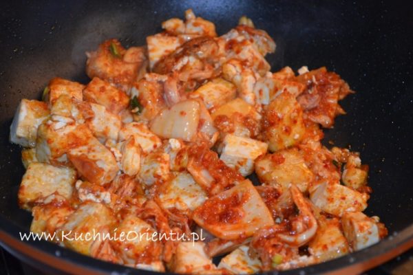 Tofu smażone z kimchi