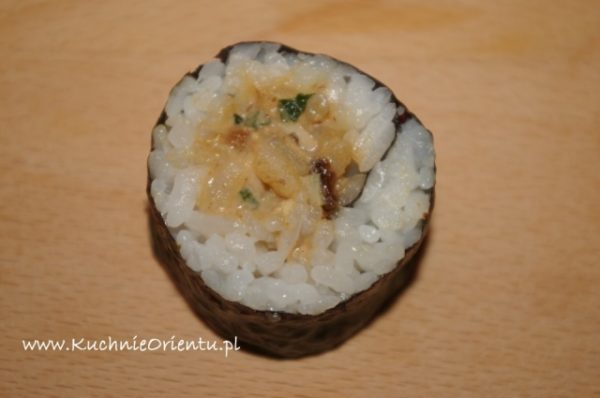 Maki sushi z sałatką jajeczną (Egg salad roll)