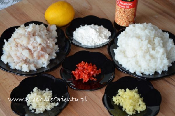 Kotleciki rybne z konfiturą chili`