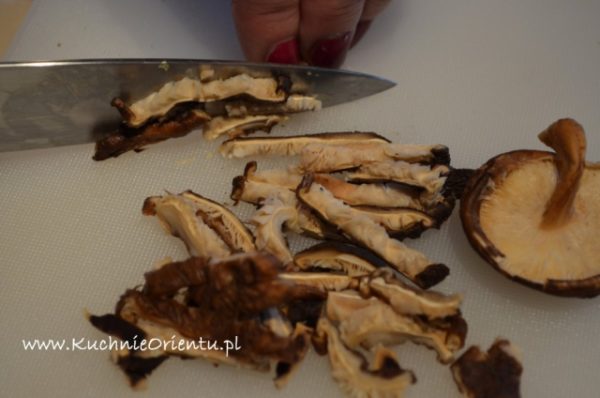 Smażona wieprzowina z grzybami Shitake