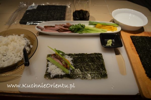 Temaki sushi ze smażoną kaczką